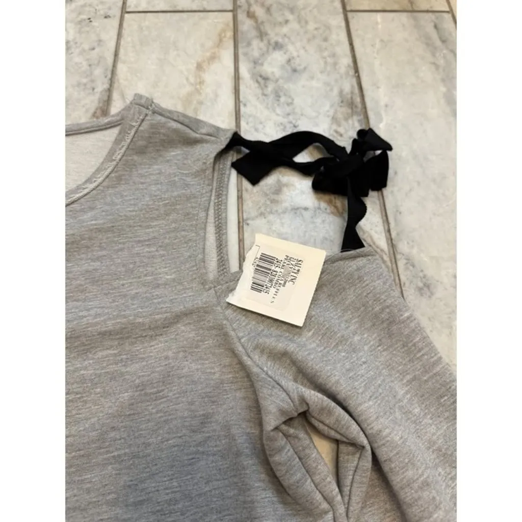 NEW Design History women's small gray shoulder cut-out top Boutique top - Image 4