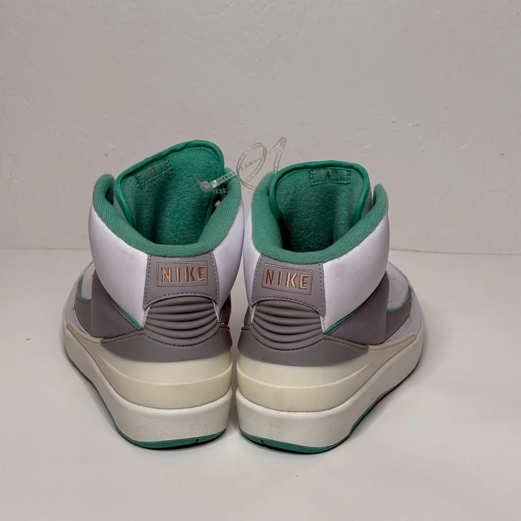 Nike Air Jordan 2 Retro Shoes Womens Size 10.5 Sneakers Crystal Mint‎ White - Image 5