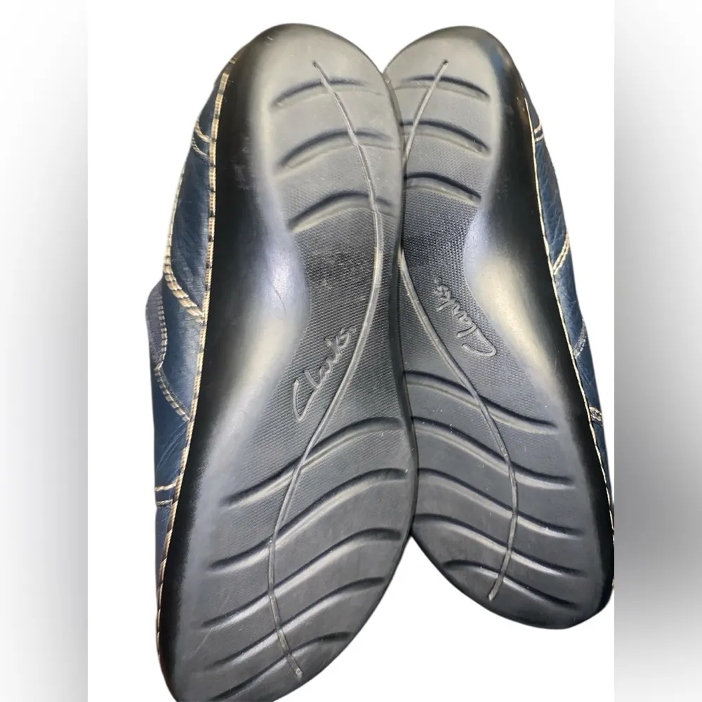 Clarks Bendables Ashland Lane Women’s 9.5 M Navy Slip-on Casual Round Toe Loafer - Image 5