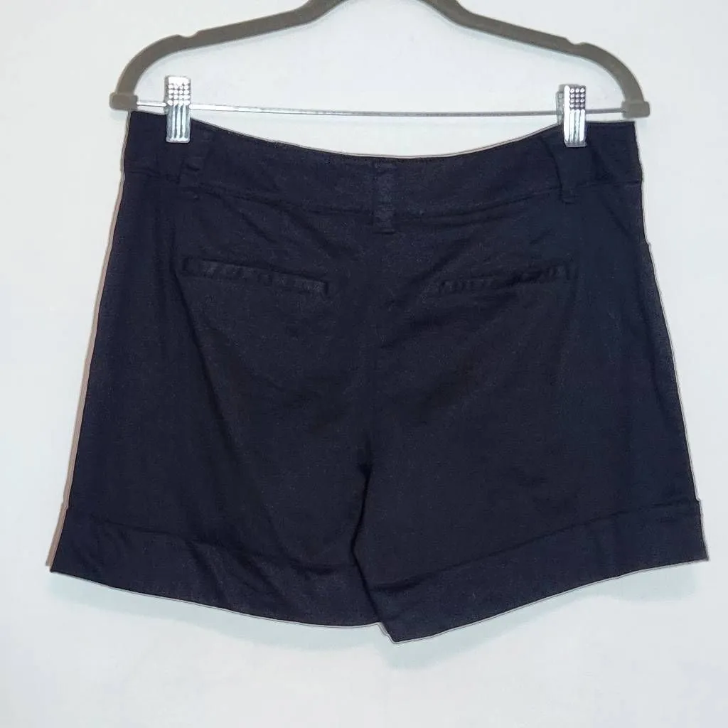 White House Black Market Black Cuffed Cotton Shorts Size 8 Preppy Black Shorts - Image 3