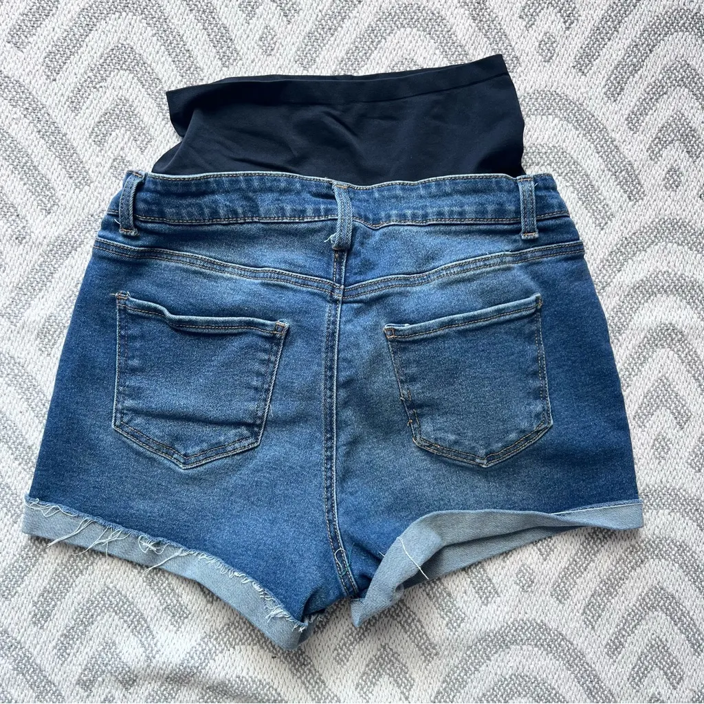 TIME AND TRU Maternity Denim Jean Shorts Full Panel Medium 8 - Image 3