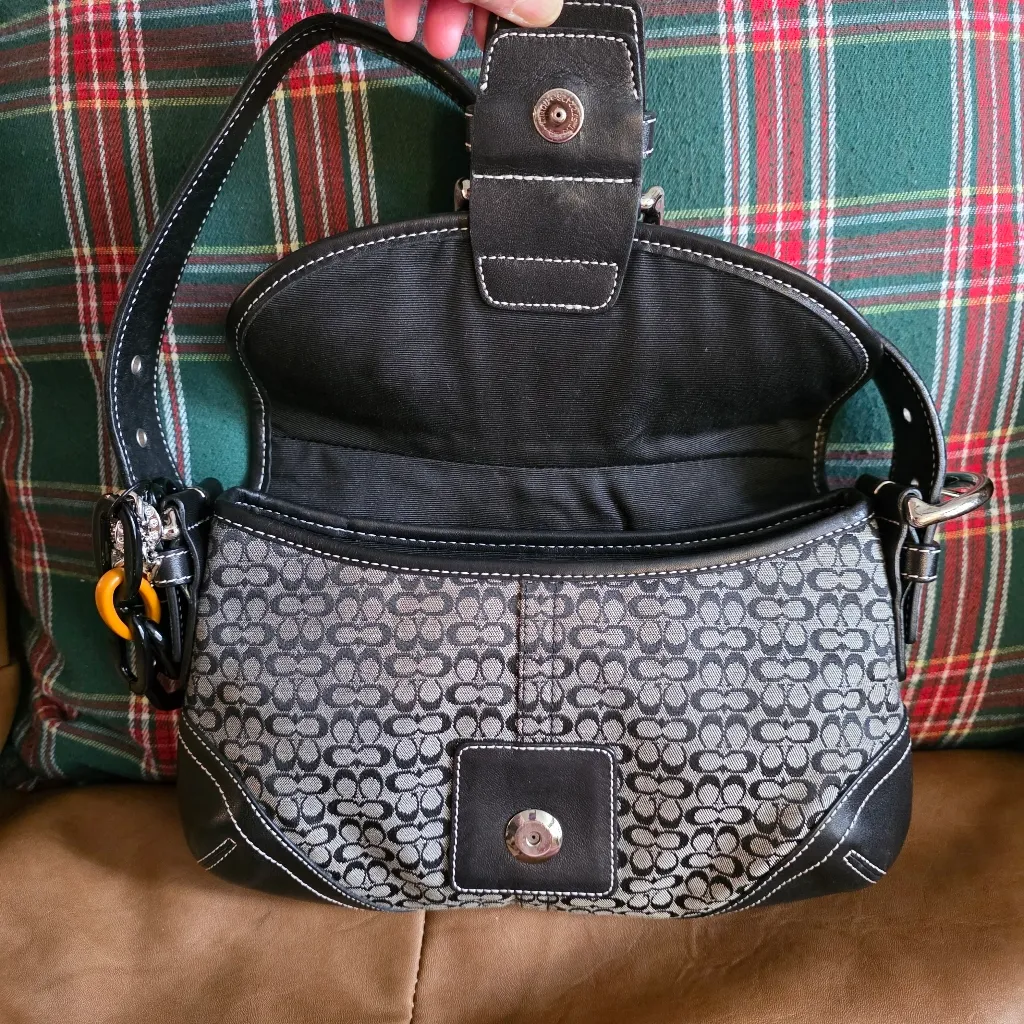 Coach  6818 Y2k Small Soho Shoulder Bag - Image 5