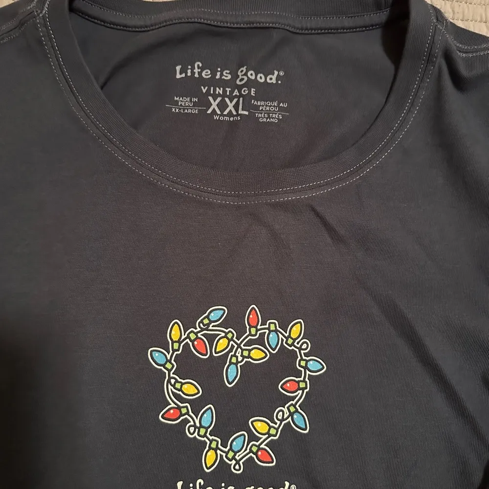 Life is Good long sleeve Christmas t-shirt. NWOT - Image 3