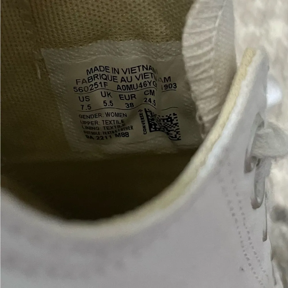 Converse White Platform  Low Top - Image 5