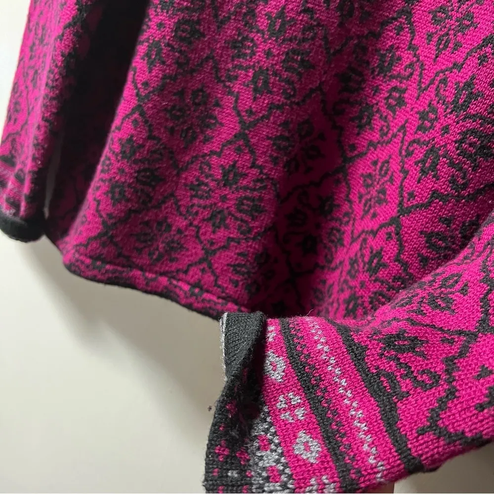 Appleseed’s Magenta Sweater Size L - Image 7