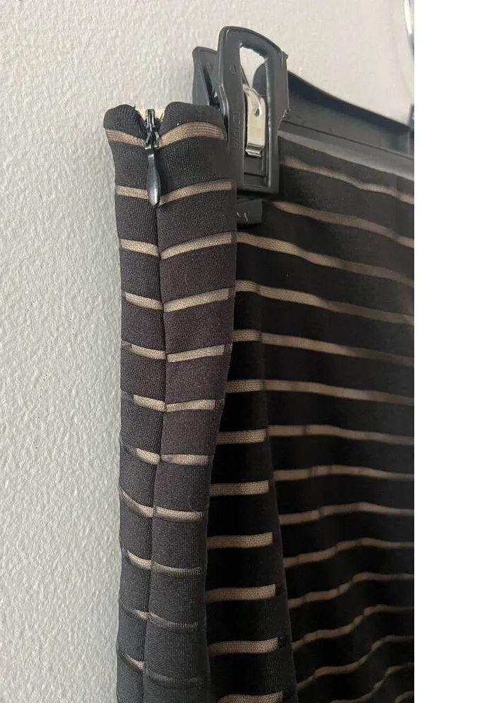 Forever 21 Skirt Women's Medium Black Cream Striped Mini Fitted Bodycon Twee - Image 4