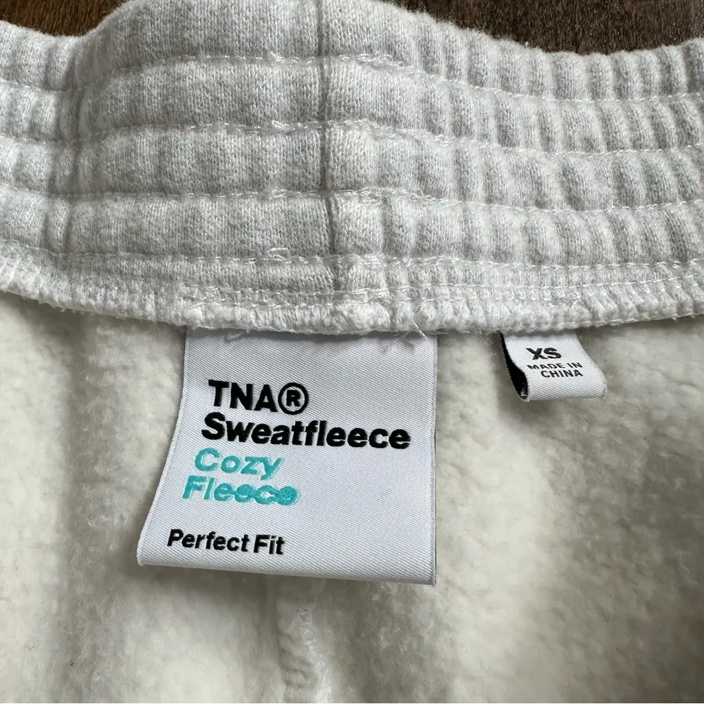 Aritzia TNA Sweatfleece Cozy Shorts - Image 3