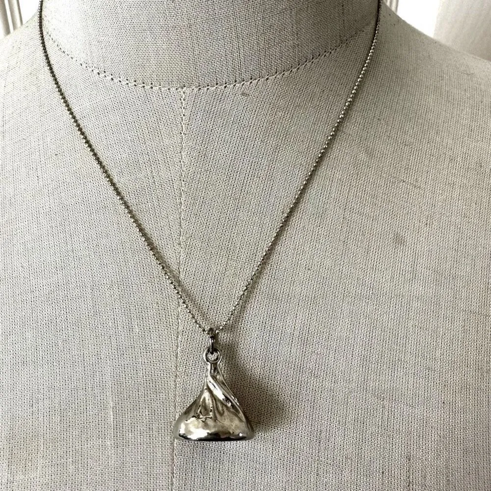 Silver tone Hershey kiss pendant necklace - Image 2