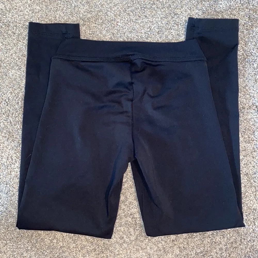 GK Cropped Leggings Size XS - Image 3