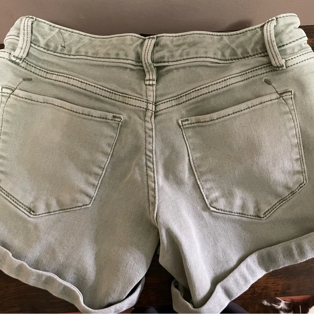 Mossimo Supply Co. Women's Light Green Jean Shorts Size 25 - Image 7