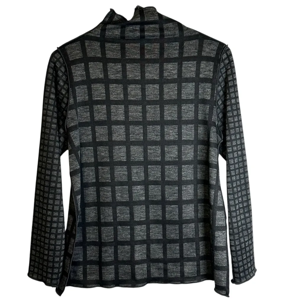 Trisha Tyler Black and Gray Checkered Sweater‎ Soft Knit Classy Office Church M Size M - Image 5