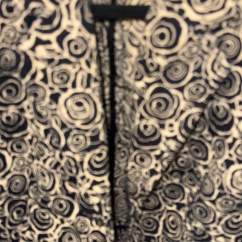 Vintage Emma James Blazer Black Beige Floral Print women's size small - Image 3