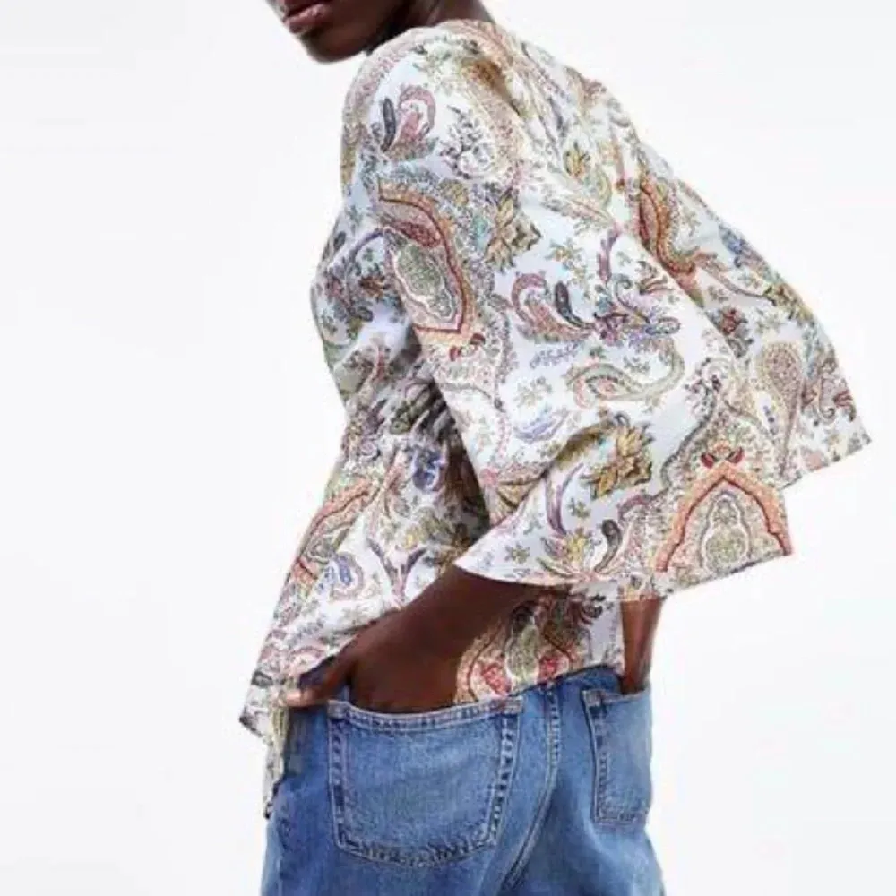 Zara Women Sm Paisley V-Neck Flutter Hem Bell Sleeve Drawstring Waist Boho Top - Image 3