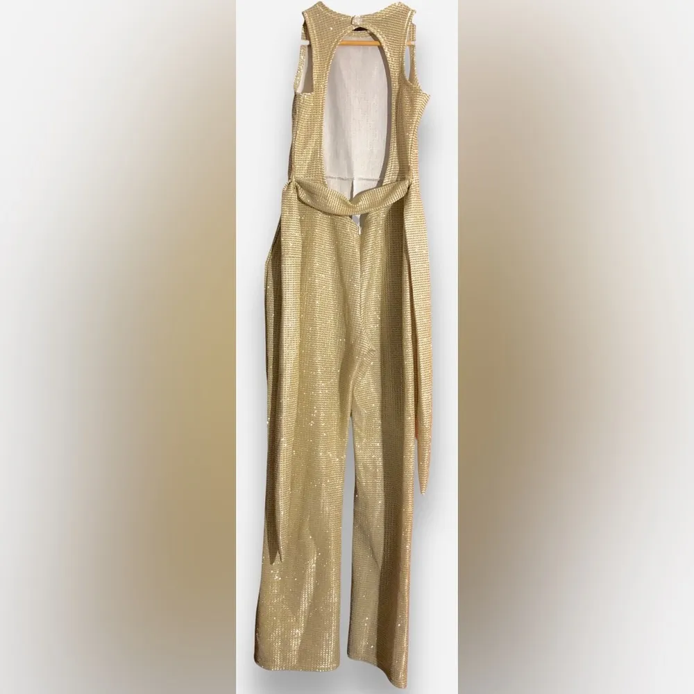 Gold Metallic 1 piece Cutout Jumpsuit NWOT💖 - Image 6
