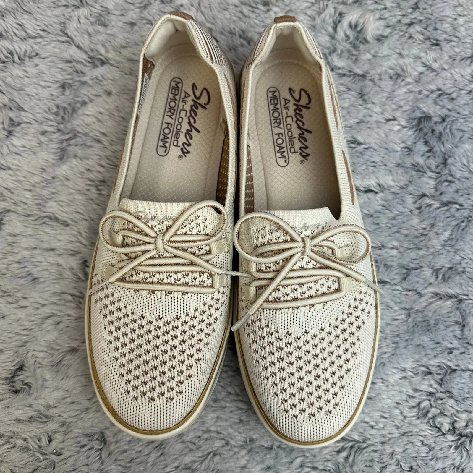 Skechers Coastal Drive Slip On Shoes Cream Off White Size 9 Casual - Image 2