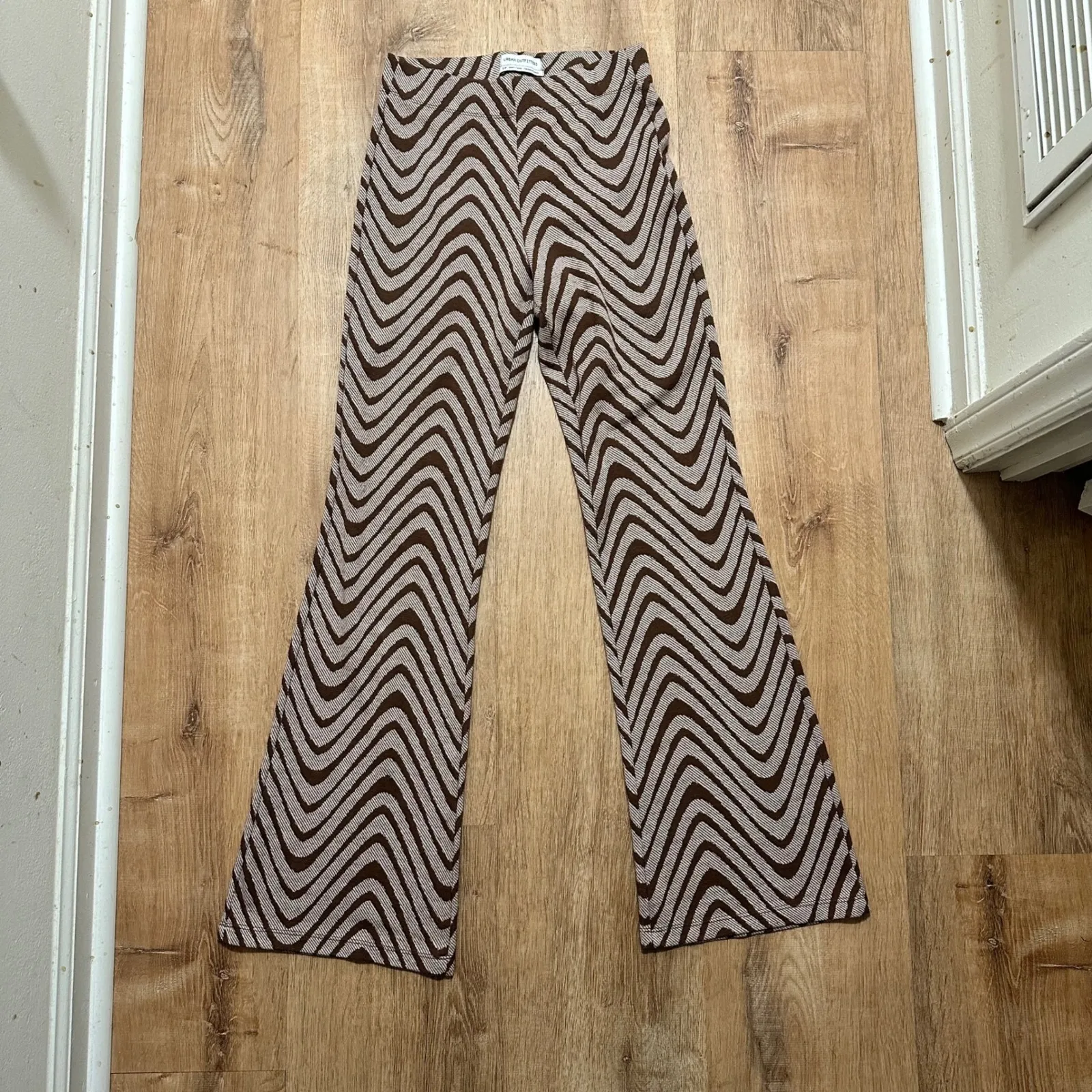 URBAN OUTFITTERS | Brown Beige Wavy Print Retro 70s Flare Wide Leg Pants, Size S - Image 2