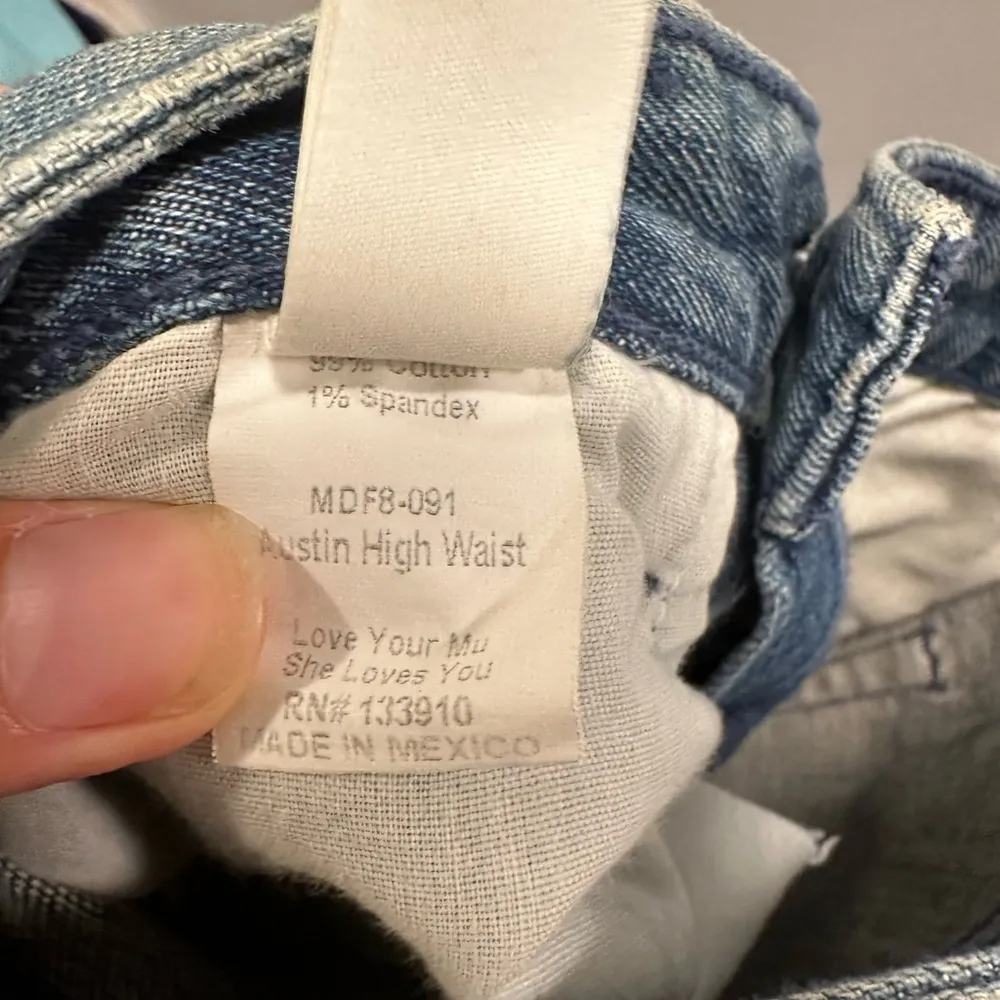 Show me your mumu flare bell bottom high rise blue jeans! - Image 6