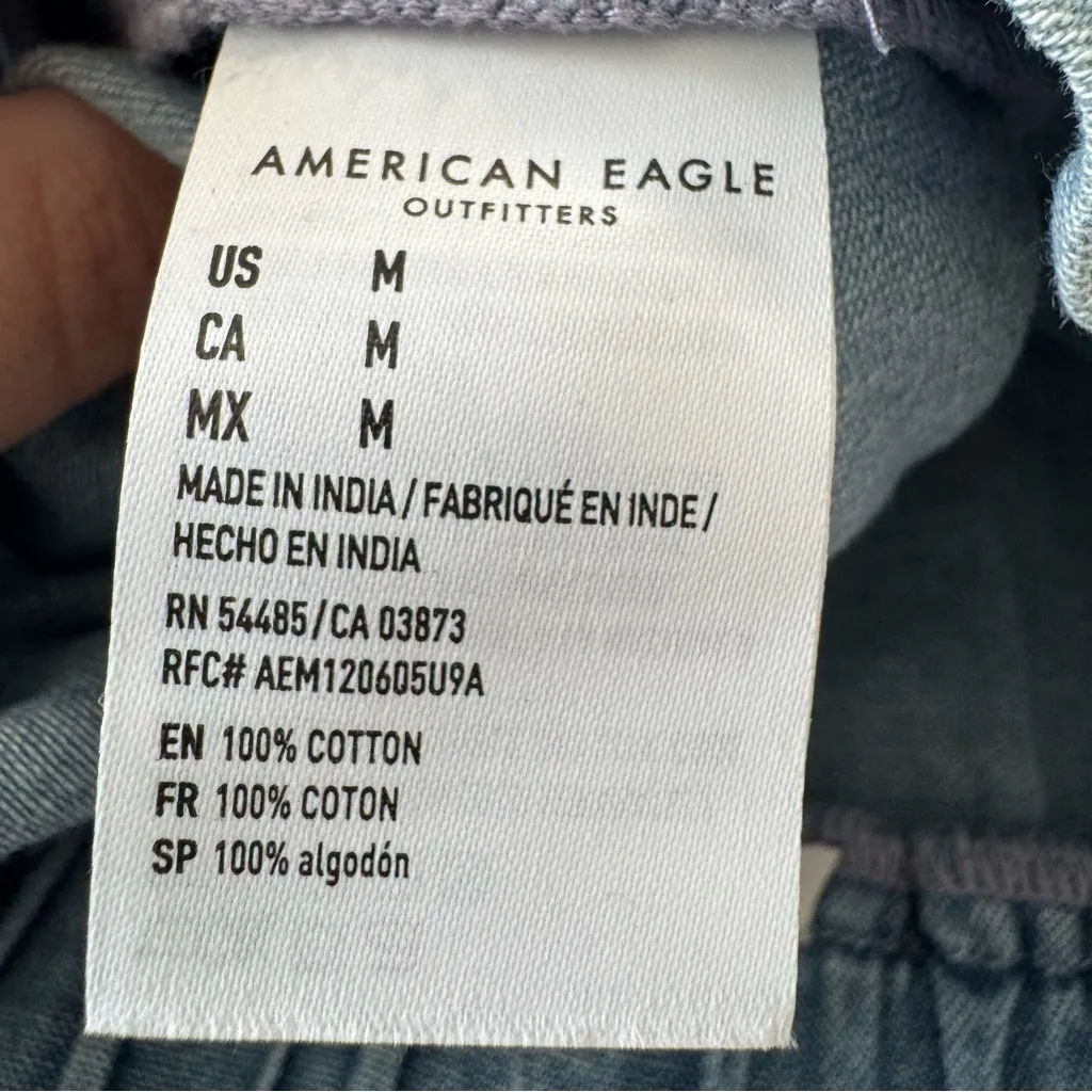 American Eagle High Waisted Paperbag‎ Soft Shorts NWT size Medium Denim Pleated - Image 7