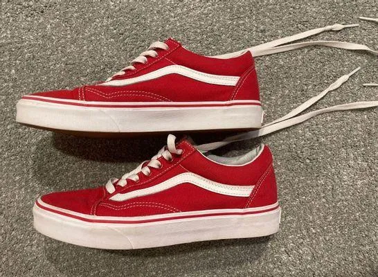 Vans Red Old Skool Van - Image 2