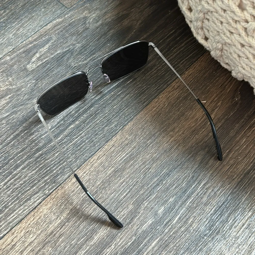 VERA WANG V606 SUNGLASSES - Image 3