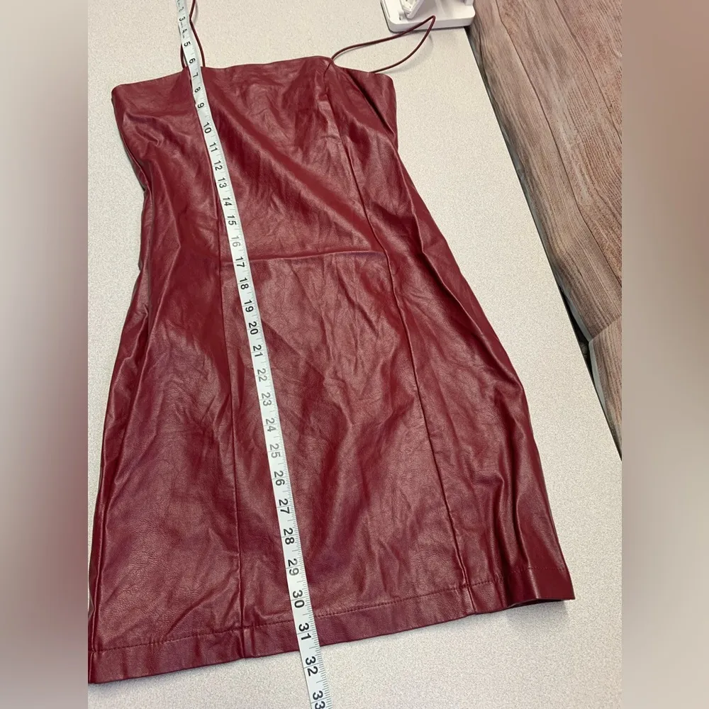 Wild Fable Red faux leather mini dress size XS bodycon sleeveless maroon zipper - Image 9