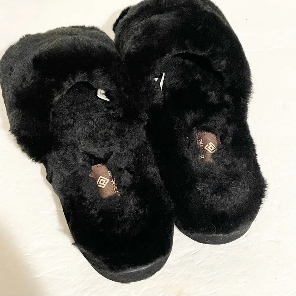 Dream Pairs Size 6.5/7 Black Fluffy Sherpa Slip On Platform Slides House Slipper - Image 5