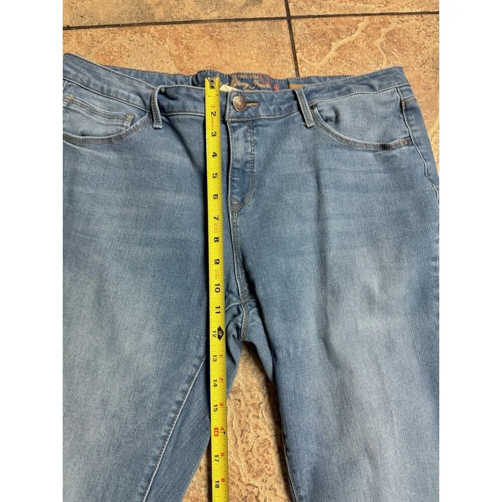 Women’s Faded Glory Ultimate Skinny Jeans In Medium Blue Wash - Size 18 Ankle - Image 7