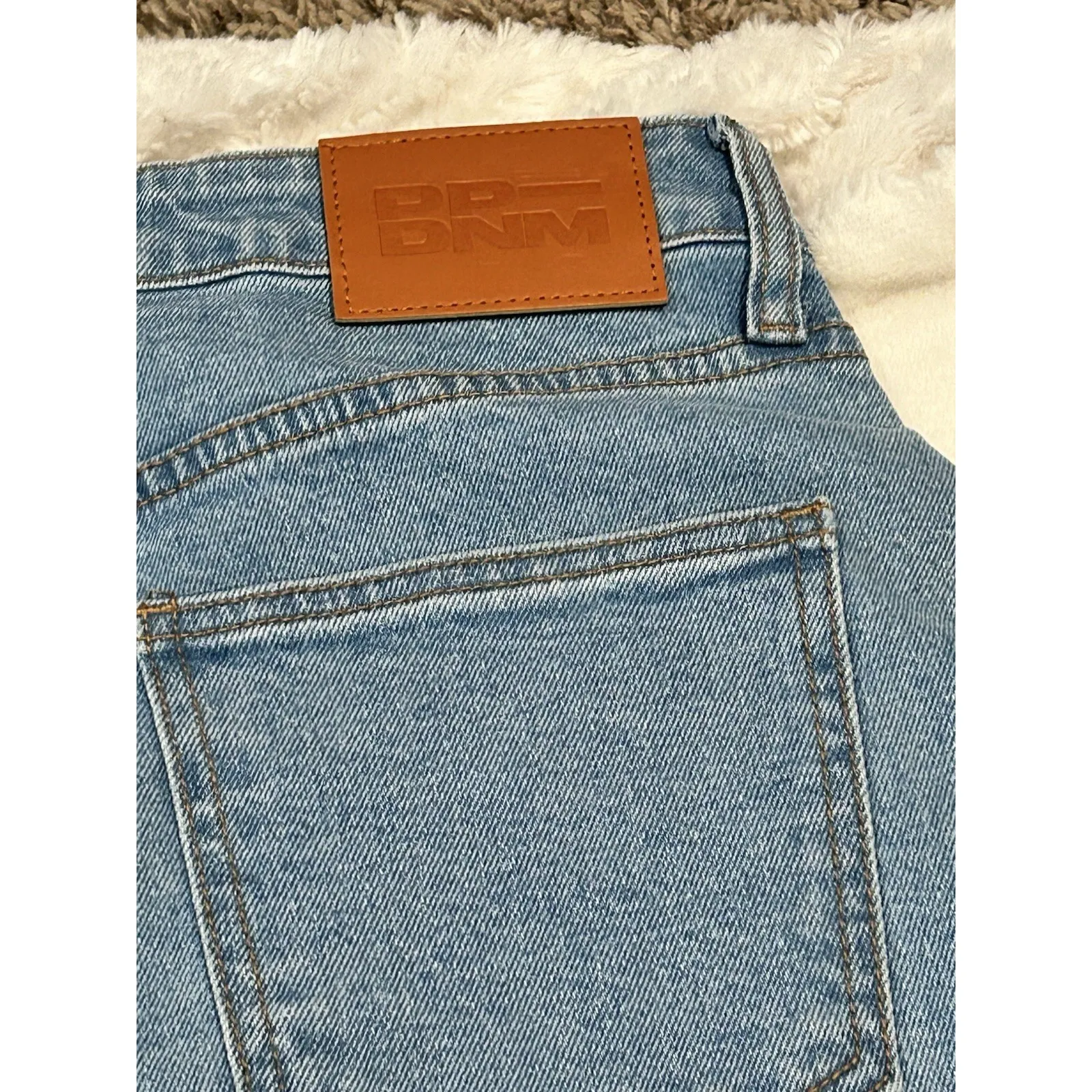 Princess Polly Women's 90s High Rise Light Acid Wash Straight Leg Jeans 2 NEW - Image 4