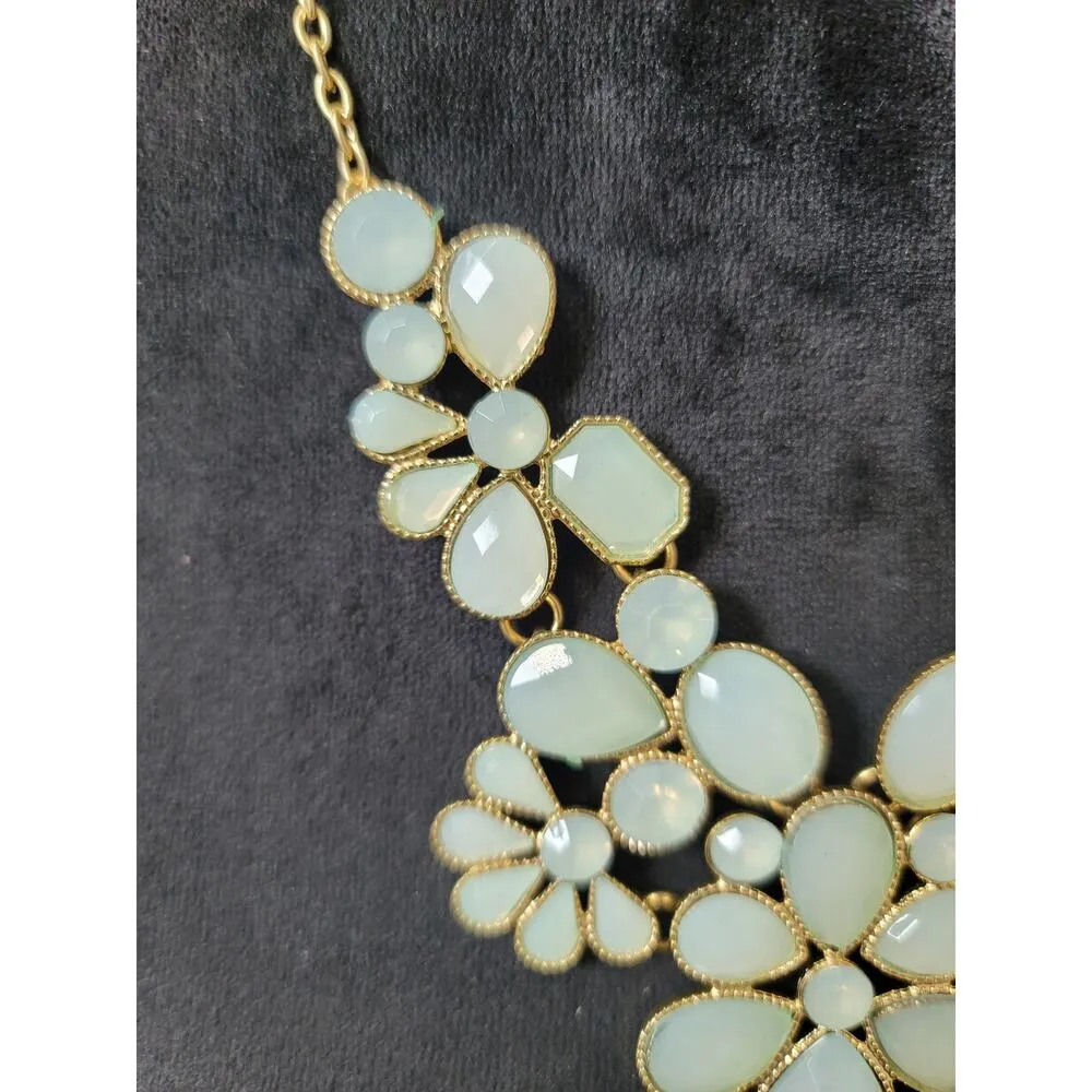 Women's Mint Green Floral Statement Necklace Gold Chain Lobster Clasp Pendant - Image 5