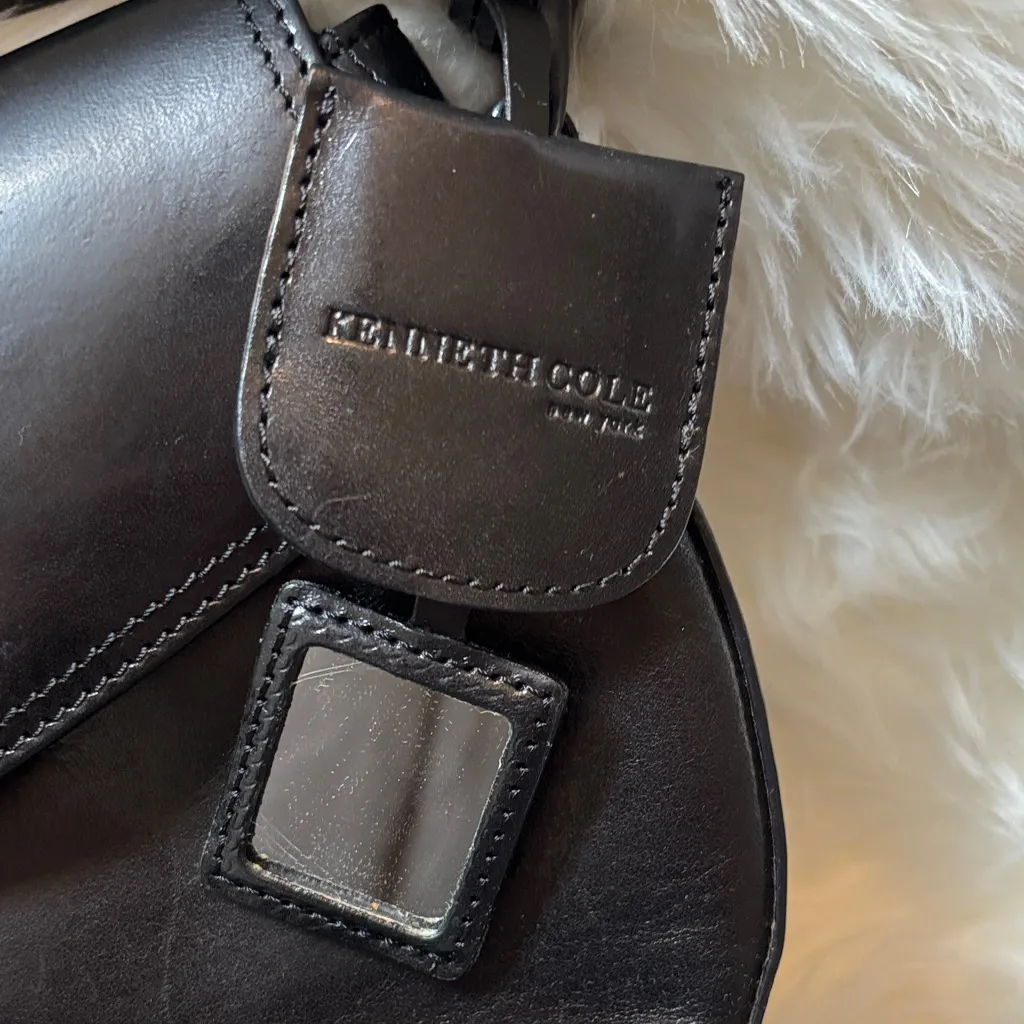 Kenneth Cole  New York Sleek Black Leather Shoulder Bag - Image 2