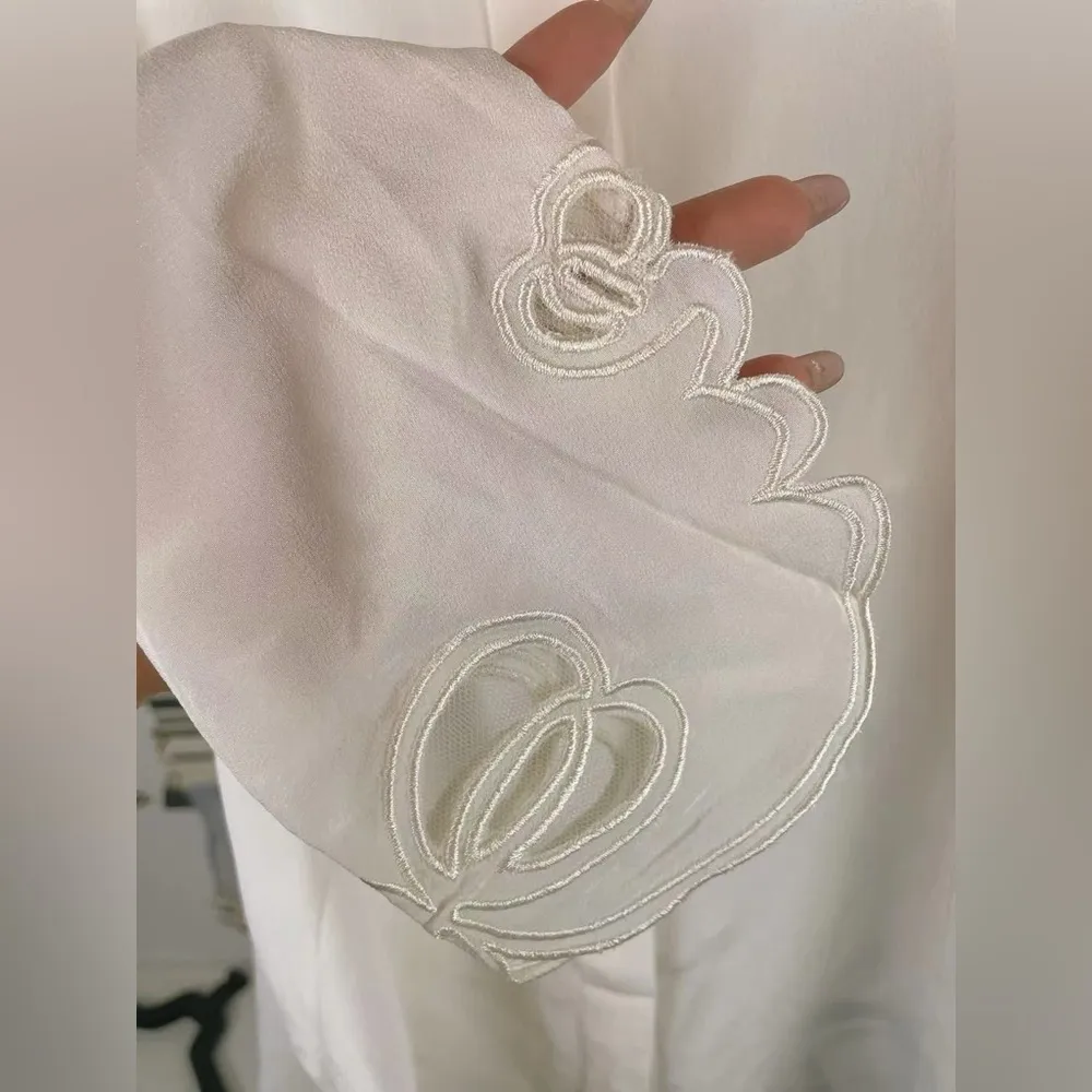 J.ING Off White Silk Blouse Top Size M - Image 4