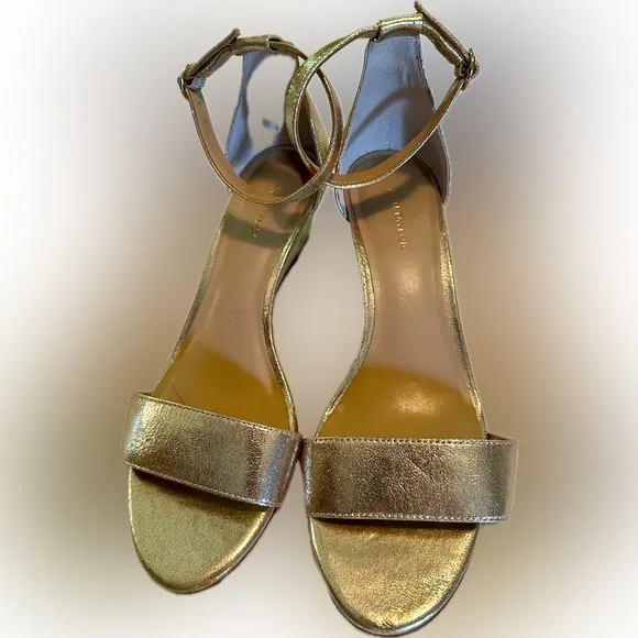 Ann Taylor gold metallic wedge sandals 7 1/2M - Image 2