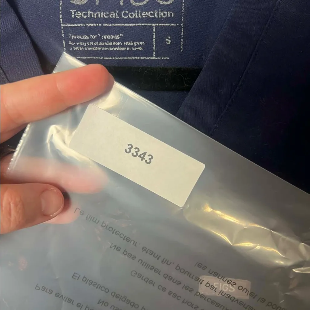 Figs technical collection Woman Size Small Navy Blue Scrub Shirt - Image 5