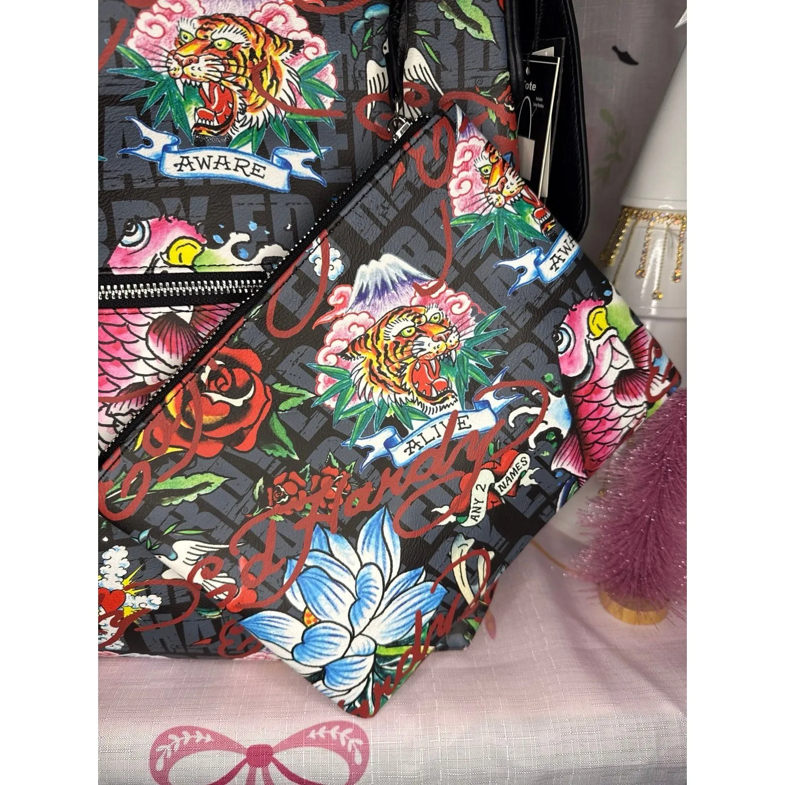 Ed Hardy Shoulder / Hobo Bag with Matching Pouch - Image 7