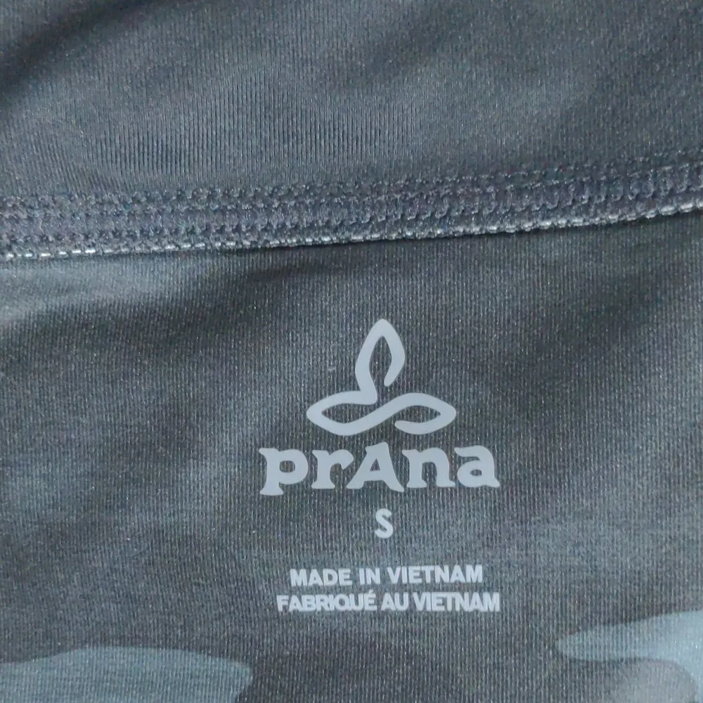 prAna Layna Brami Adjustable Sports Bra Black Camo Yoga Barre S New - Image 9