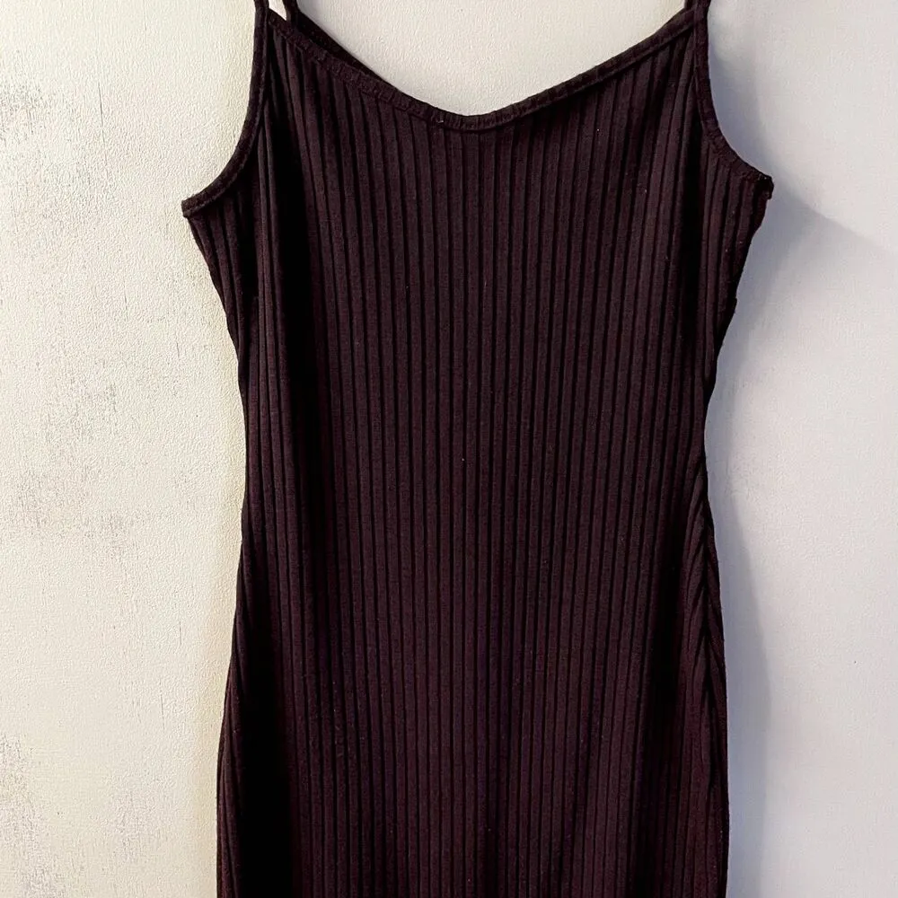 Charlotte Russe Dark Burgundy Ribbed Midi Dress Size S GUC - Image 5