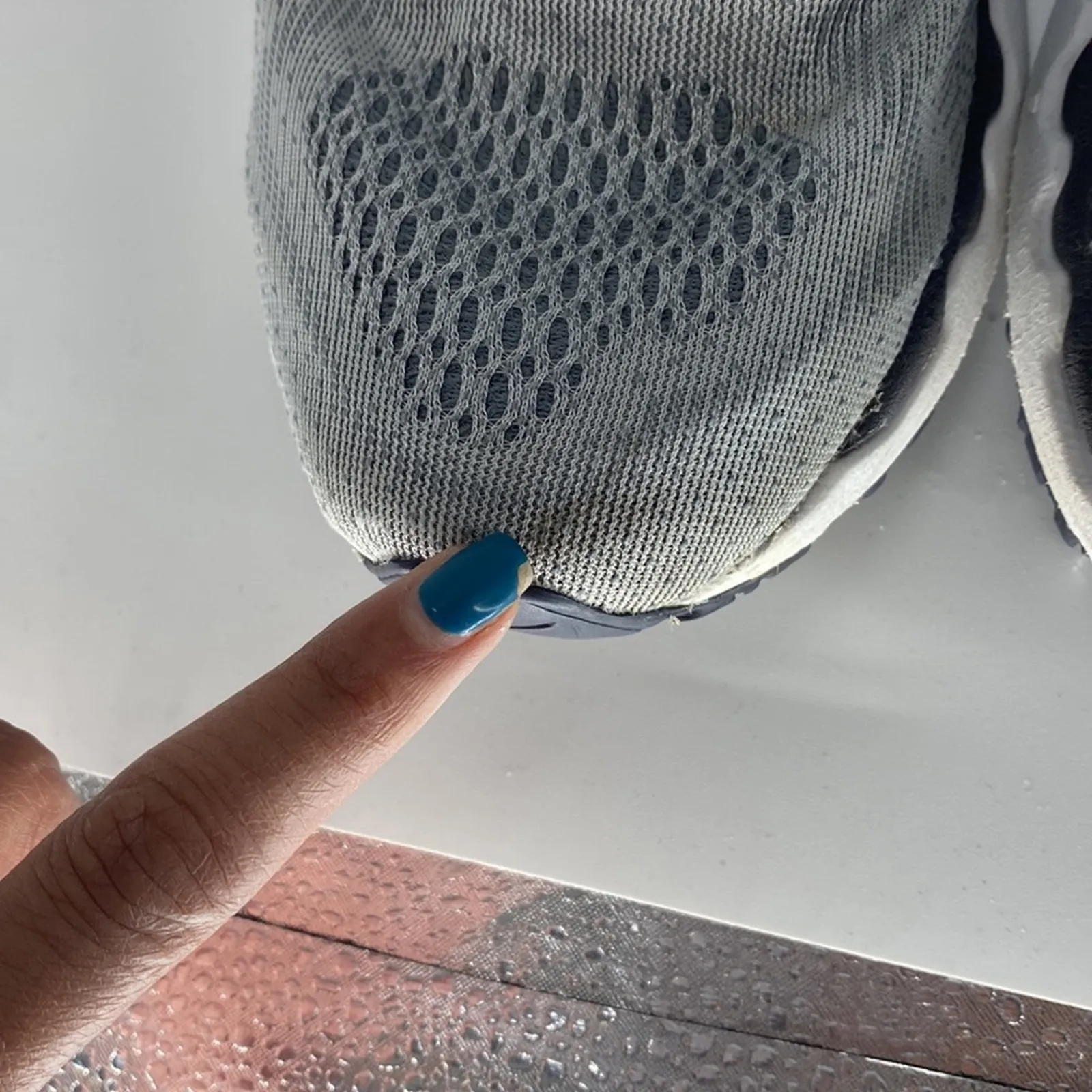 Mizuno wave horizon 4 grey green size 7.5 walking casual commuter running - Image 3