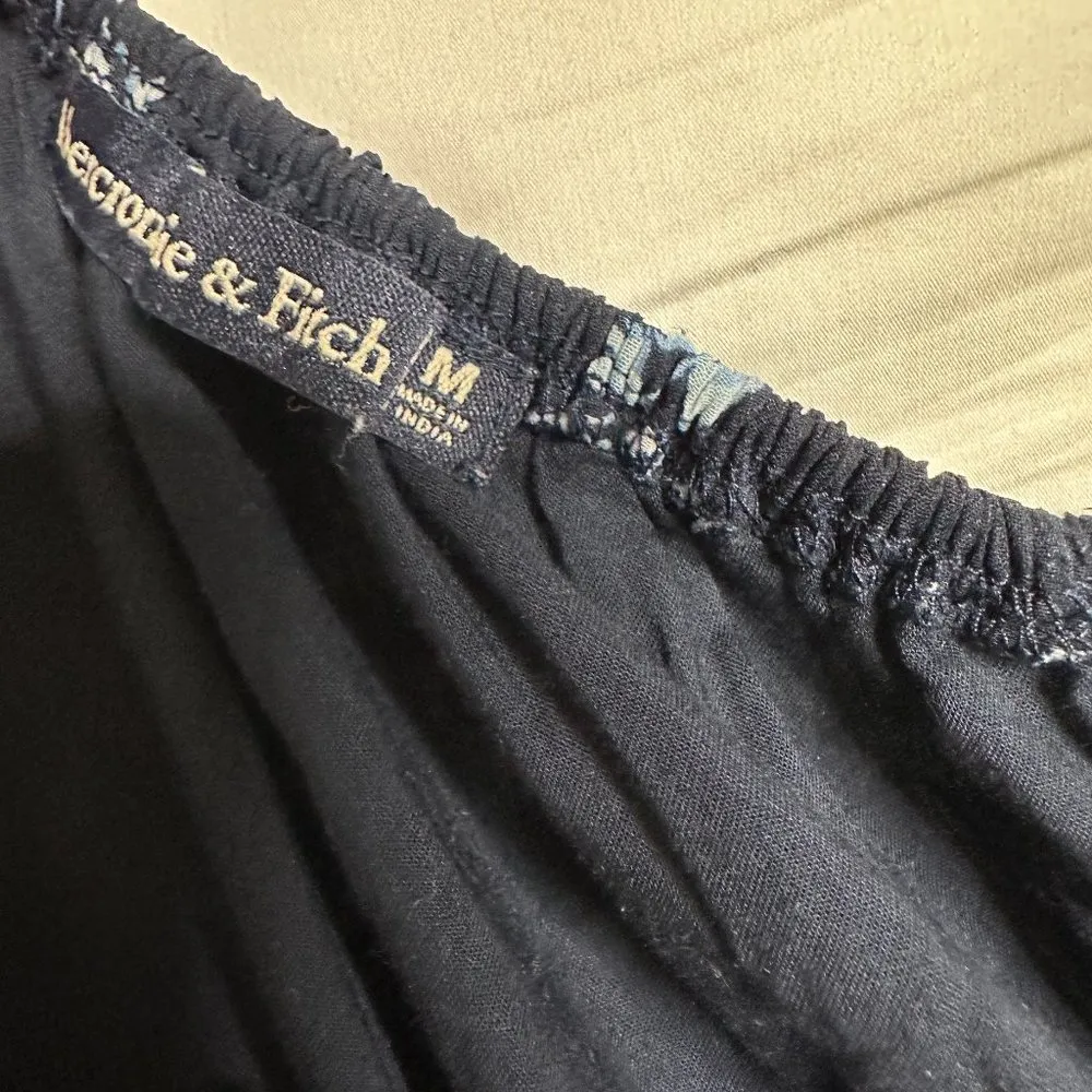 Abercrombie & Fitch Blue Long Sleeve Floral Romper Women's Medium - Image 5