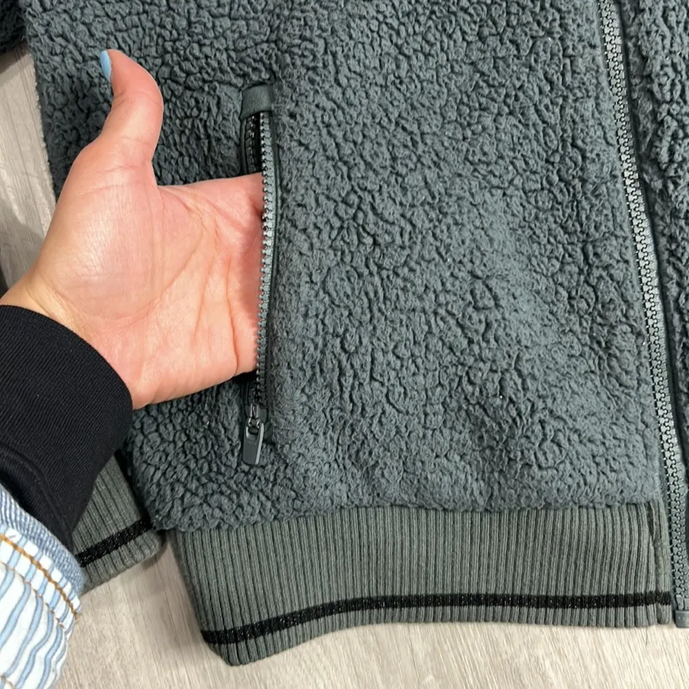 Athleta  • full zip Sherpa fleece cropped jacket - Image 7