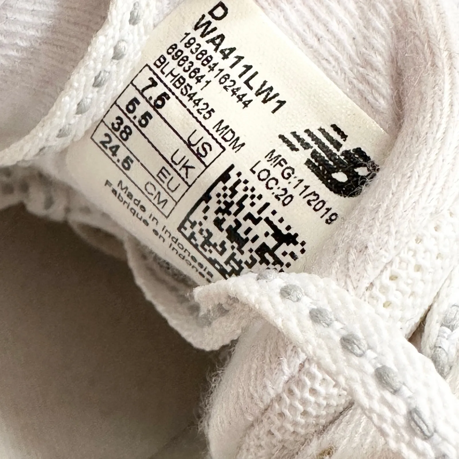 New Balance 411 Comfort Ride WA411LW1 White Walking Shoes Sneakers 7.5D Wide Wmn - Image 8