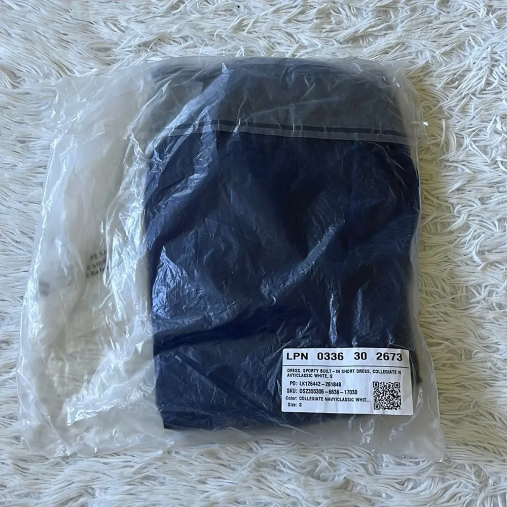 New FABLETICS Women’s Sporty Built-In Short Dress in collegiate navy/white Small - Image 2