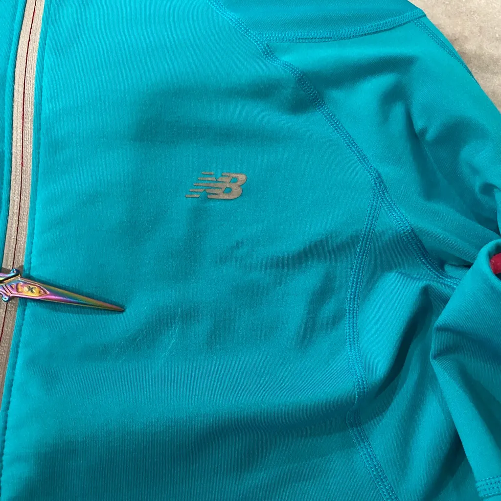 New Balance Size M Turqoise Mock Neck Fleece Half Zip Running Top Thumbholes - Image 10