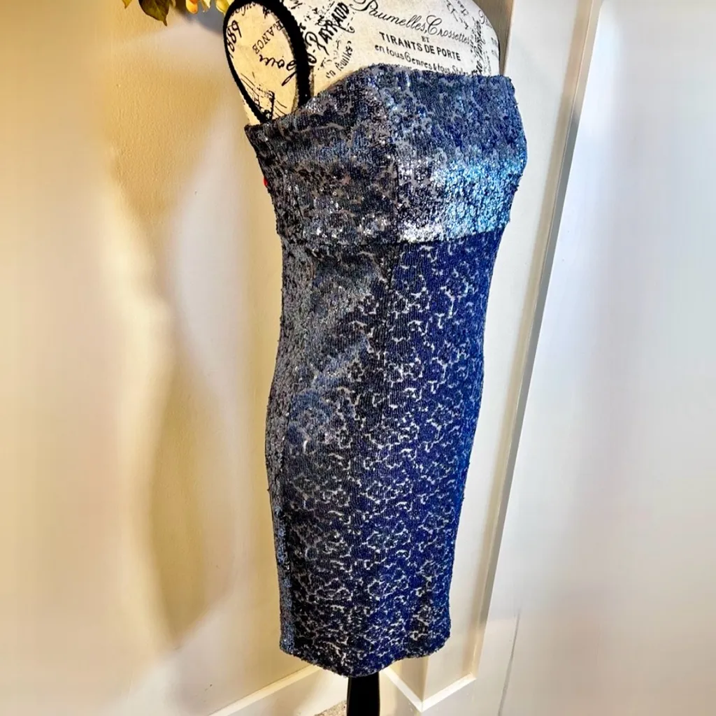 Alice + Olivia Strapless Sequin Cocktail Dress Metallic Blue Silver Party~M💛 - Image 3