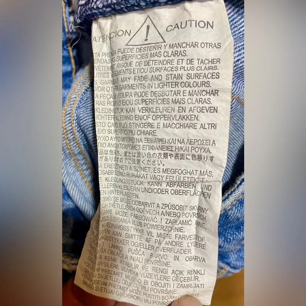 Women/junior Zara Us size 6 Denim Wide leg baggy fit jean - Image 10