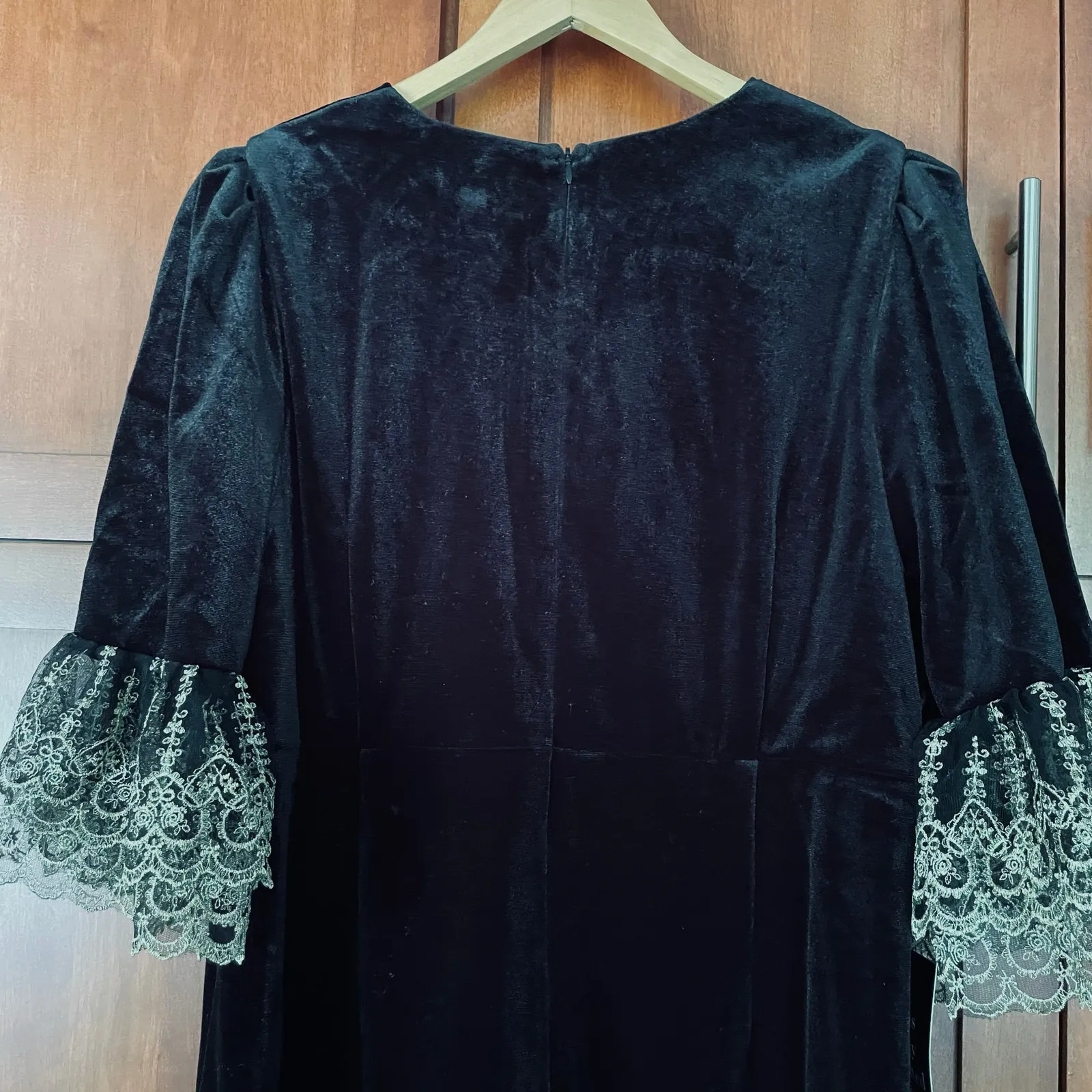 Pomander Place Black Velvet Lillith Dress Lace Maxi Size XXL NEW - Image 7