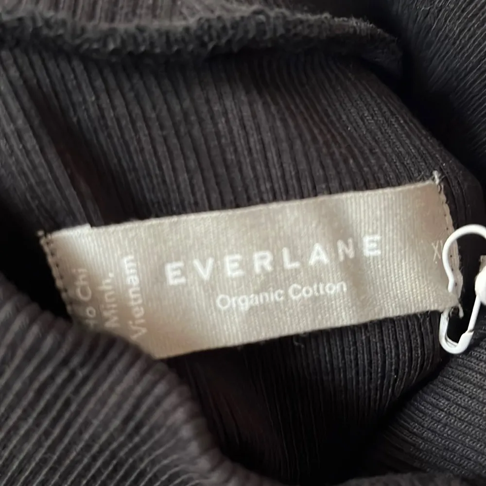 Everlane The Polyblend Mockneck Tank Black Size Small XLarge - Image 5