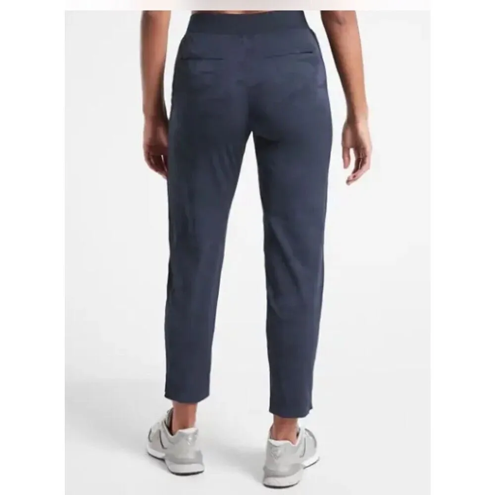 ✨ATHLETA BROOKLYN CAMO NAVY SZ 12T JOGGER✨ - Image 3