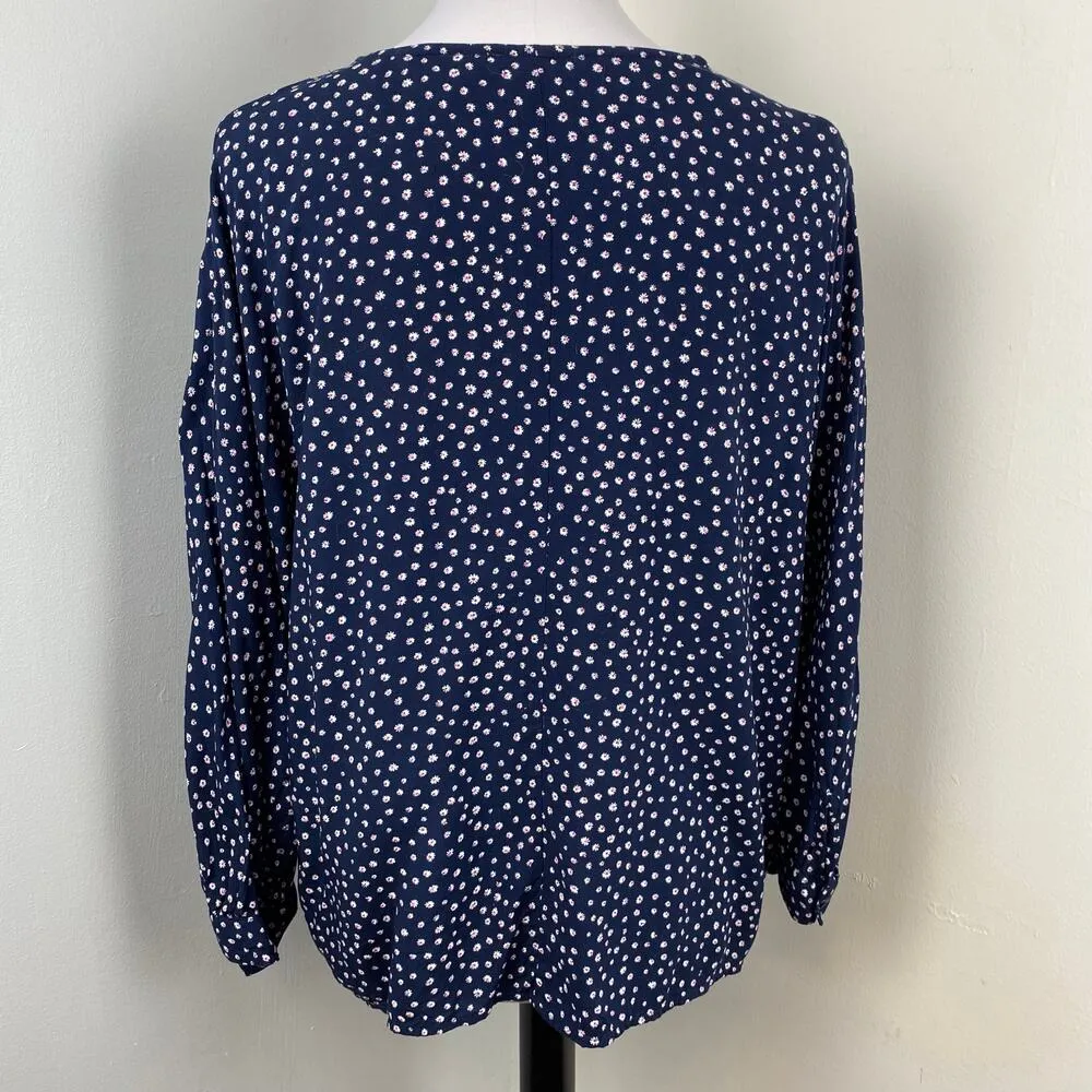 BeachLunchLounge Navy Ditsy Floral 3/4 Sleeve Tie Front Blouse Large - Image 4