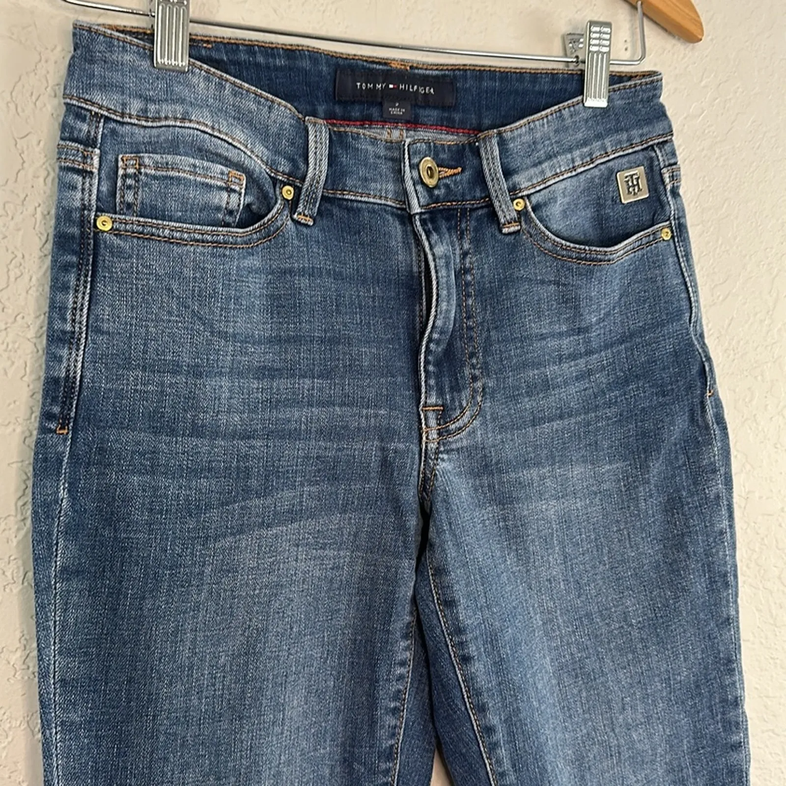 Tommy Hilfiger Tribeca Straight Blue Jeans Size 2 Silver Bar Logo Classic - Image 2