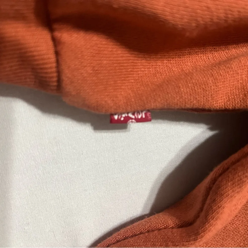 Women’s LEVI'S TOP COSMO 1/4 ZIP SWEATSHIRT Size L Baked Clay- Brown crop top - Image 2